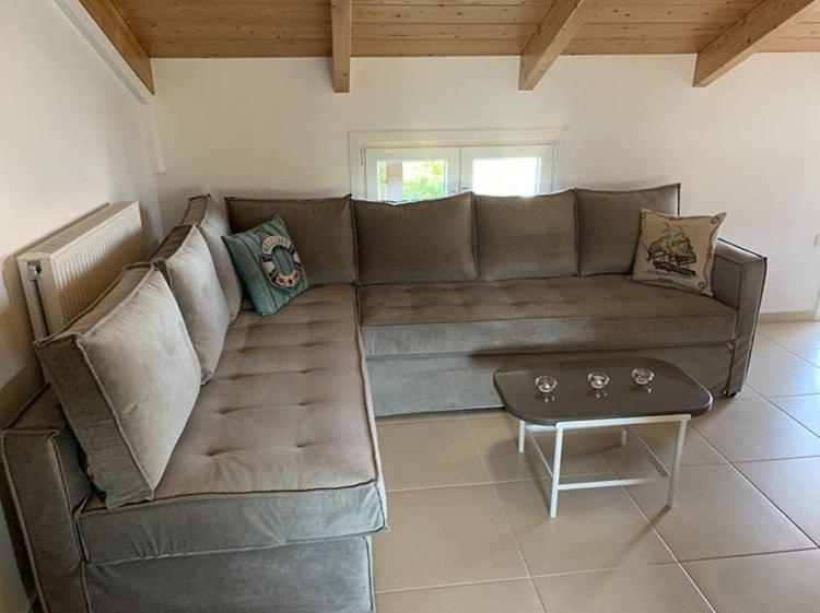 Sofita Attic Apartment Lefkada City Exterior photo